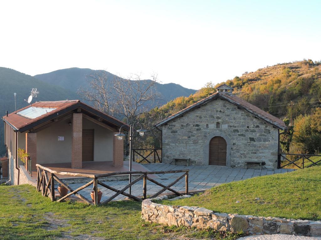 Rifugio Alpi Apuane Hotel Careggine Exterior photo